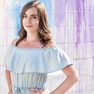 Meet your Posher, Molly